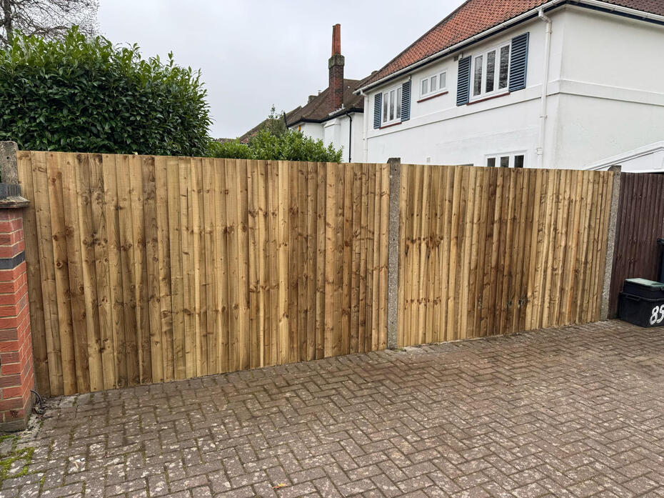 Arris fencing supplied and fitted (Front)